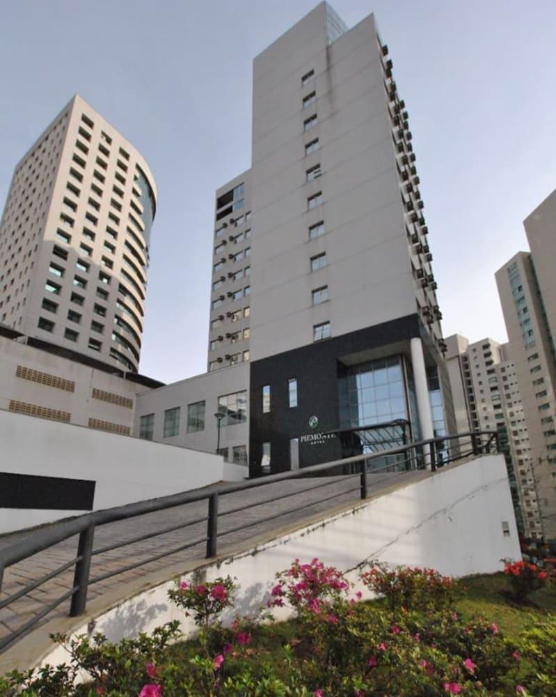 Piemonte Hotel โนวาลีมา ภายนอก รูปภาพ