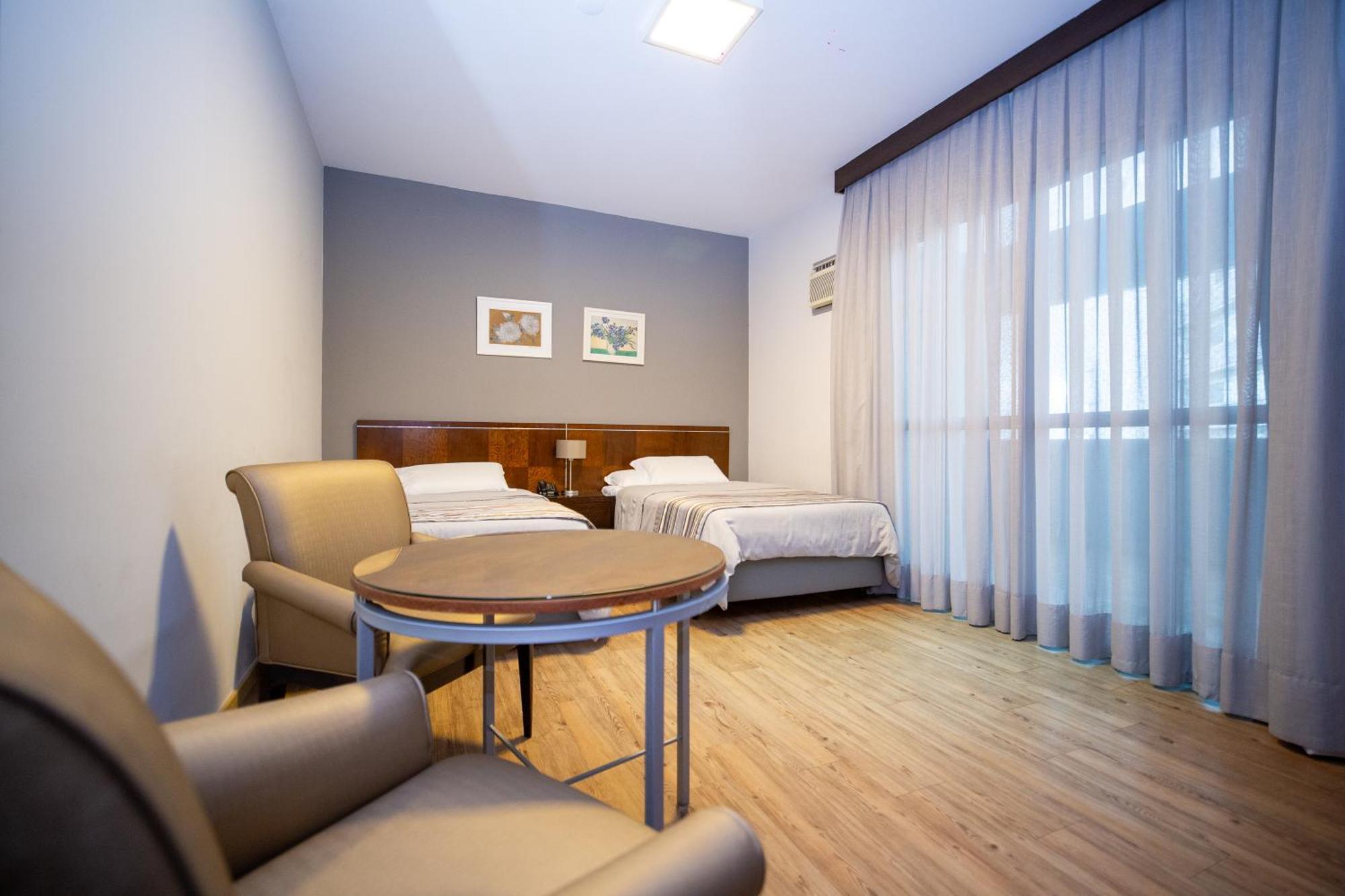 Piemonte Hotel โนวาลีมา ภายนอก รูปภาพ